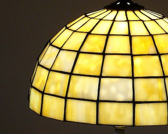 Tiffany lamp, Stained Glass Lamp, lamp, Table Lamp, Desk Lamp, Bedside Lamp, Coffee Table lamp, Gifts for her, Art deco lamp, glass lamp,