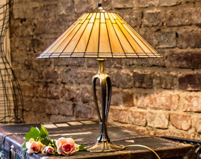 Restaurant Decor, Stained Glass, Art Deco Lamp, Vintage Lamp, Retro Lamp, Table Lamp, Retro Lighting, Desk Lamp, Cafe Lights