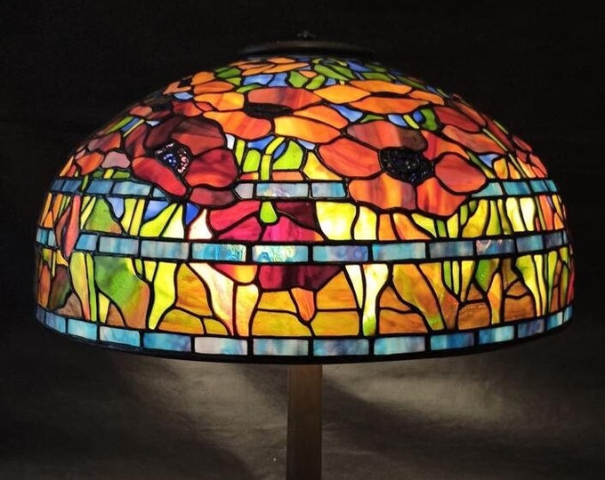 18" Oriental Poppy Tiffany lamp