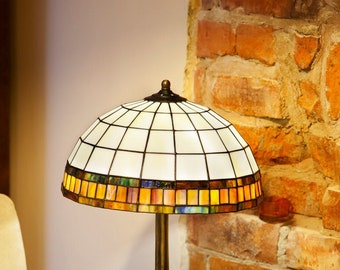 Tiffany Table Lamp, Desk Lamp, Bedside Lamps, Stained Glass Lamp, Nightstand Lamp, Home Decor, Reading Lamp, Bedroom Lamps, Classic Designs