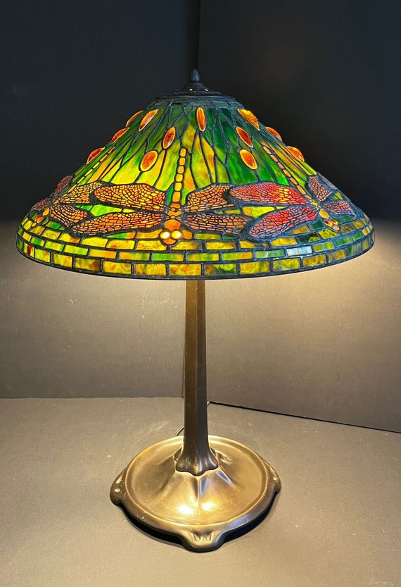 20 インチ トンボ ティファニー ランプ、ステンド グラス ランプ