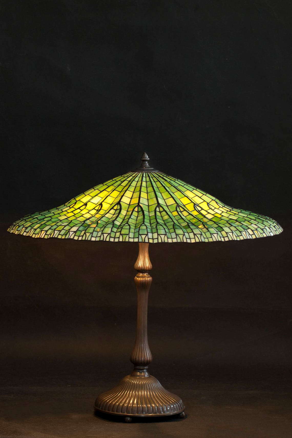 25 Lotus Tiffany Lamp Stained Glass Lamp Vintage Etsy