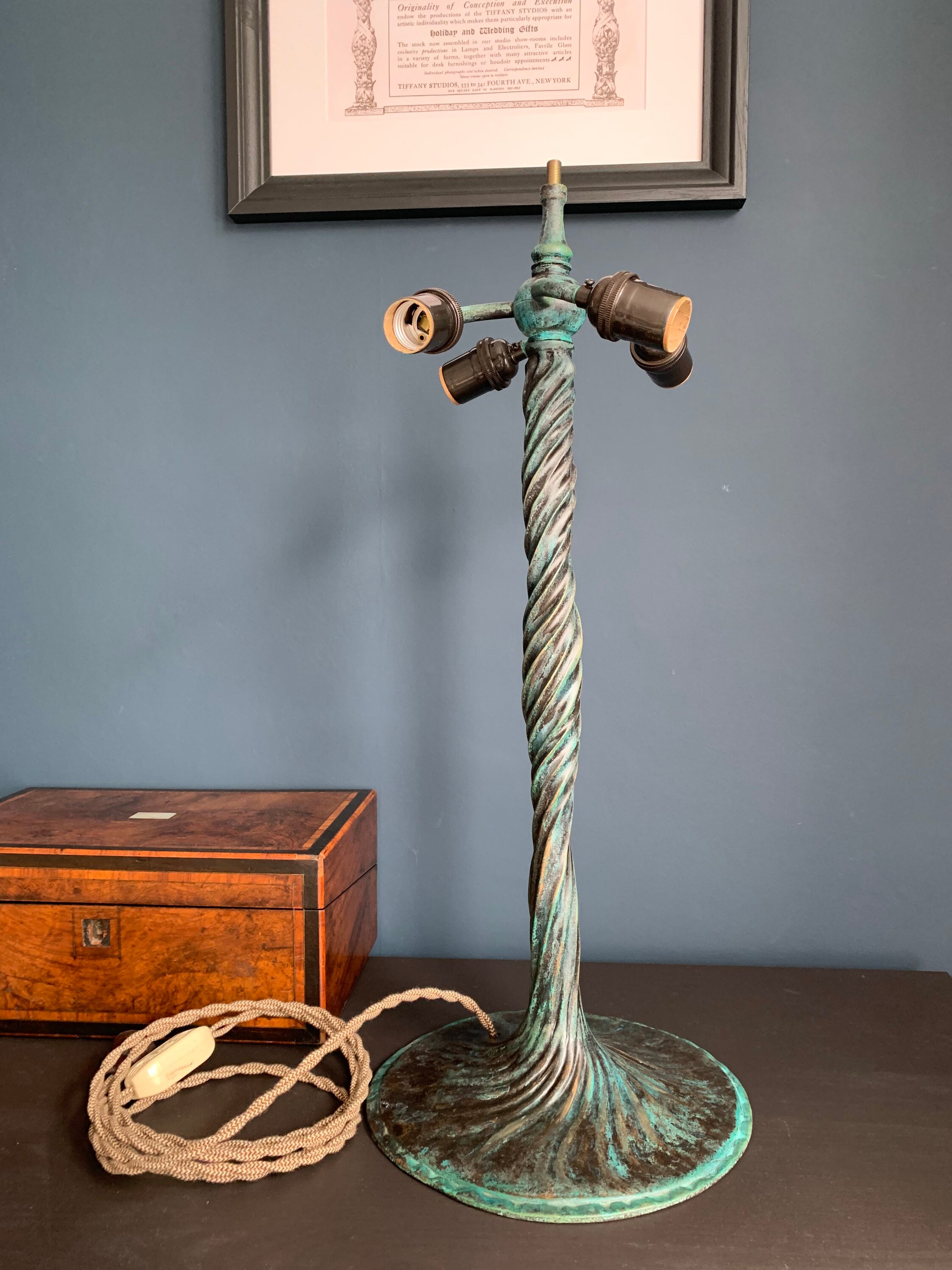 24,5 hight, Twisted Vine Base, Odyssey lamp base, vintage lamp, Brass