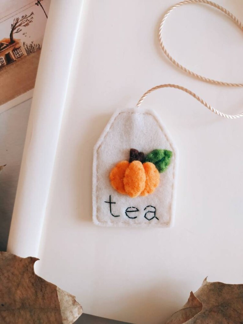 Felt Tea bag bookmark with Pumpkin Autumnal bookmark Halloween gift image 4