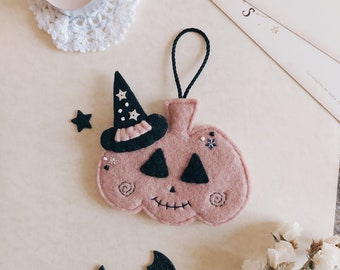 Pumpkin Decor, Pink Halloween Party, Fall decorations, Cottage core, Spooky season, Pumpkin Patch decorations, Jack o' Lantern, Witchy