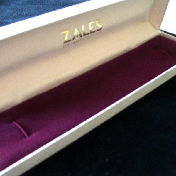 Zales Bracelet Gift Box Bracelet Box 8 inches Vintage