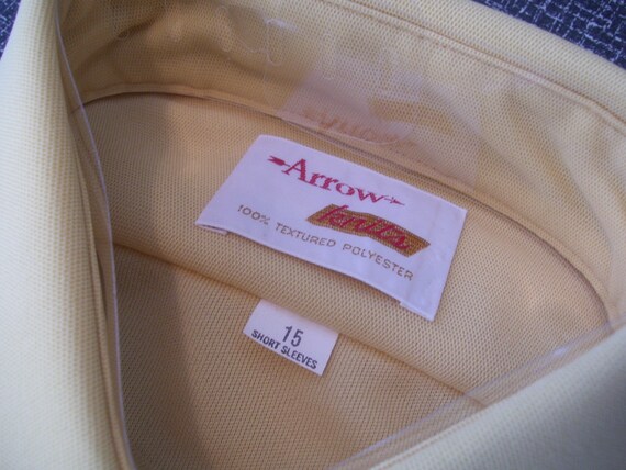 NOS Mustard Yellow Arrow Polyester Shirt Men's sz… - image 5
