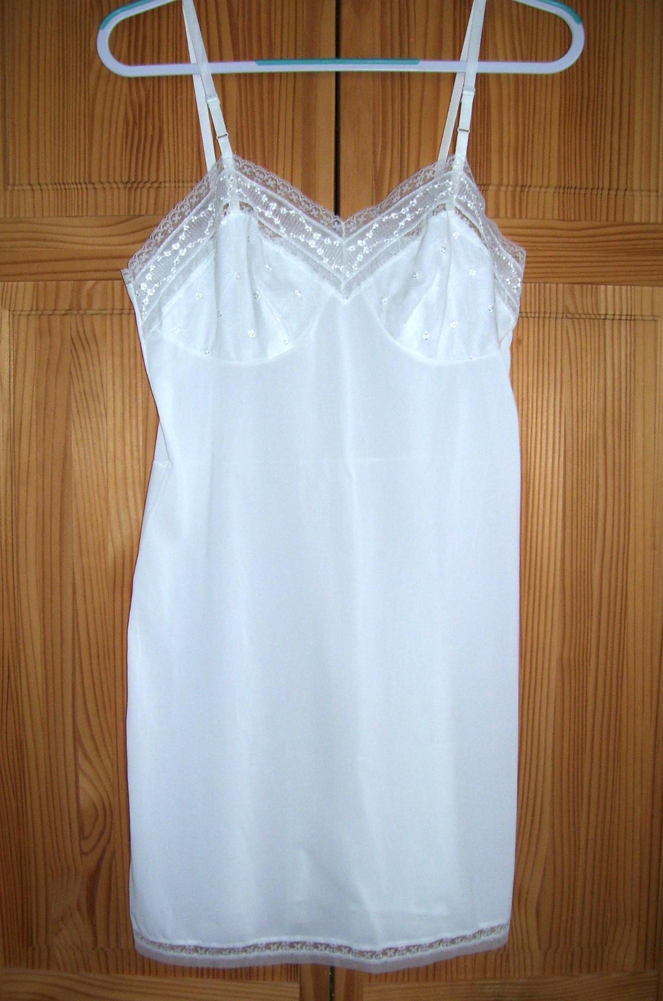 thumbnail image 2 of White Floral Lace Panel Full Slip – Size 10-18 Adjustable – Vintage Style Petticoat Slip 2 of 6