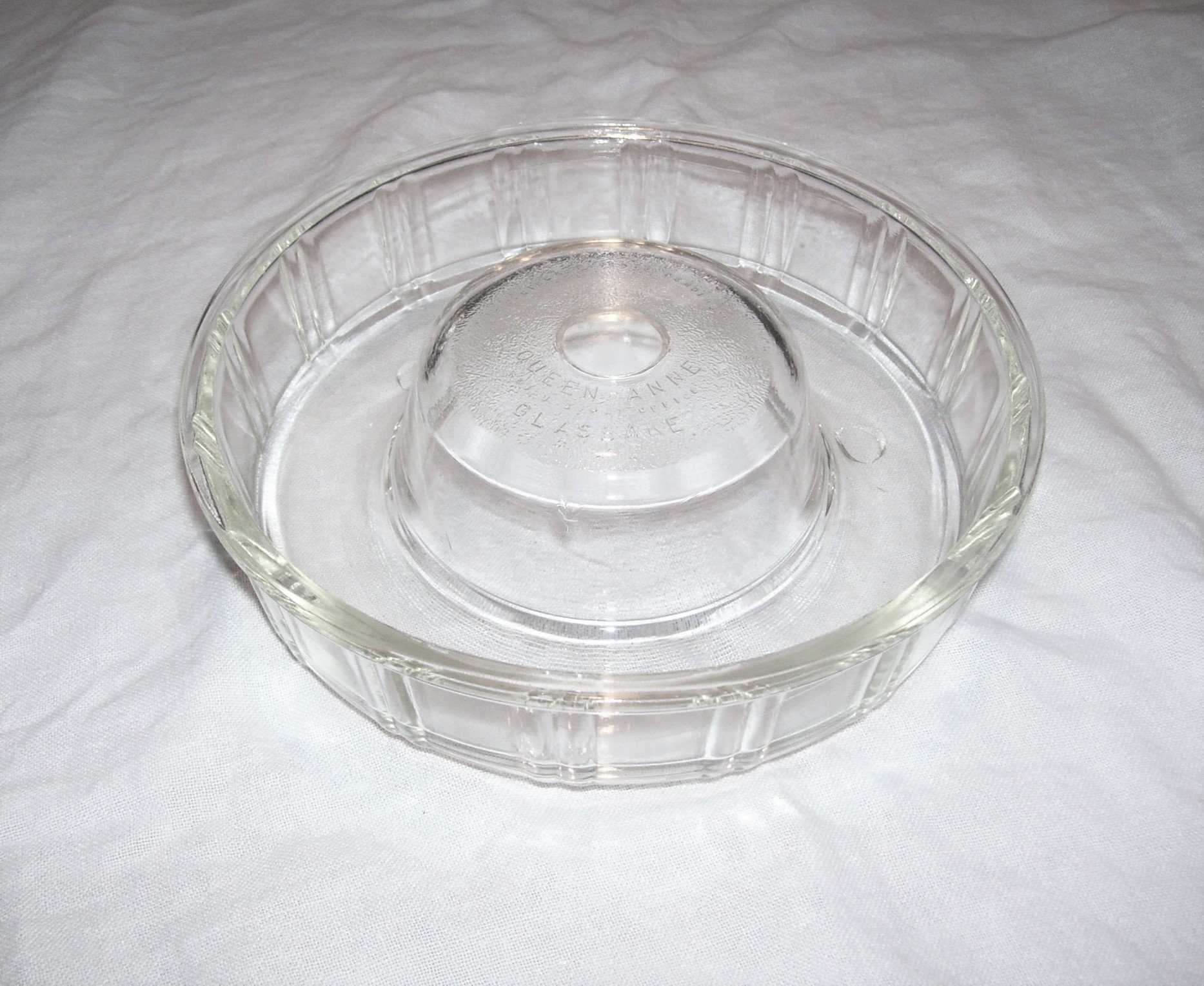 Vintage GLASBAKE Clear Glass Tube Bundt Cake Pan #352