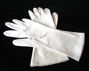 White Gloves SM Vintage