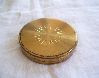 All Pieces Margaret Rose Compact Gold Tone England Vintage