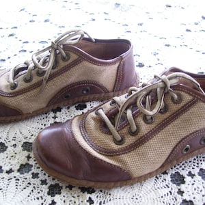 Vintage Born Shoes 