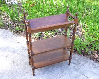Small Solid Wood Bookshelf Turned Spindle Legs V Shaped Top Vintage