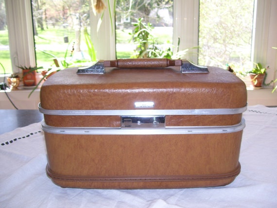 vintage airway luggage