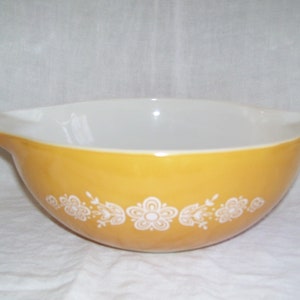 Pyrex Butterfly Pattern Bowl 4qt Princess Vintage image 1