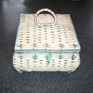 Sewing Basket,  Woven Sewing Box with Music Box Japan 5.5x8.5x8.5 inches  Vintage