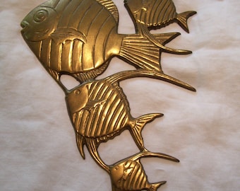 Brass Fish Wall Hanging 10x13.25 inches Vintage