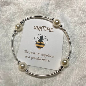 Grateful Pearl with Medium 8mm Cream Pearls/Sterling Silver