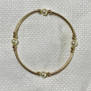 Grateful Pearl Bracelet6mm Creamy White Pearl/14k Gold Filled image 4