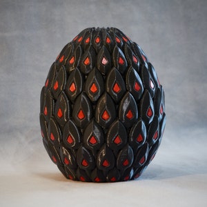 XL - Nymph Dragon Commander's Dragon Egg Box For Holding 100 Triple Sleeved Cards & Dice