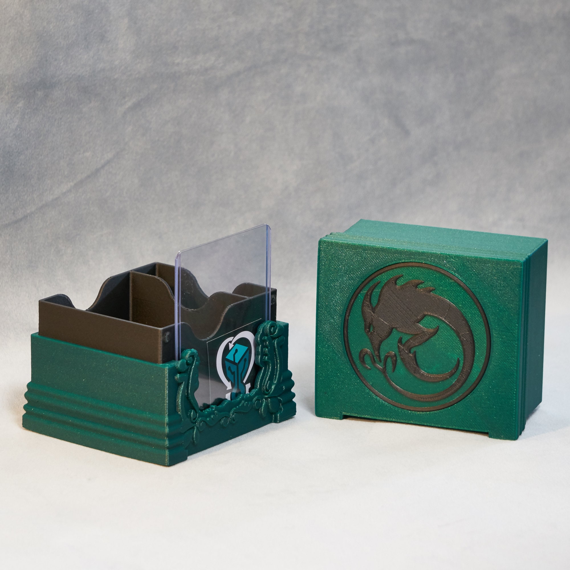 Sliver - EDH/COM 100 (120SS) Card Deck Box W/ Front Top Sliver - EDH/COM 100 (120SS) Card Deck Box W/ Front Top