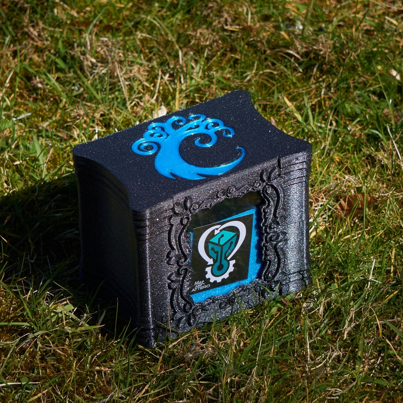 w Front Top Loader /& 25 Card Extra Slot EDH-MAG Commander Deck Box 100 120SS Simic Inspired