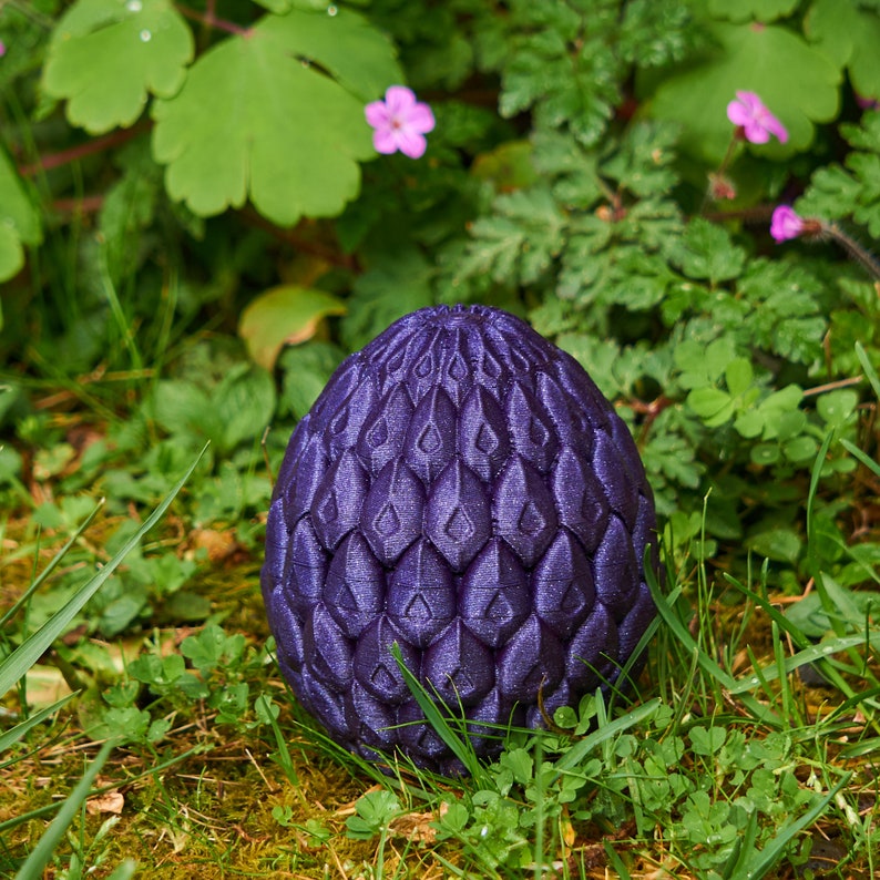 Nymph/'s Dragon Egg For Rolling Dice /& Casting Spells
