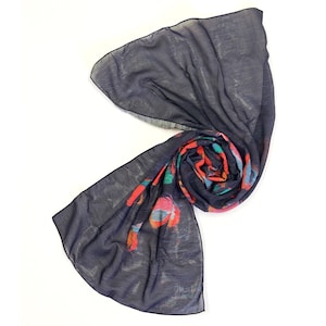 Sciarpa blu scuro / Sciarpa lunga in seta blu e multicolore, blu, colori, arte indossabile, sciarpa da donna, moda unica, regalo di Natale per gli amanti delle sciarpe