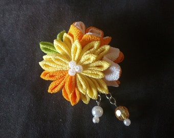 Tsumami zaiku fabric flower hair accessory, flower broach, hair pin, hair clip