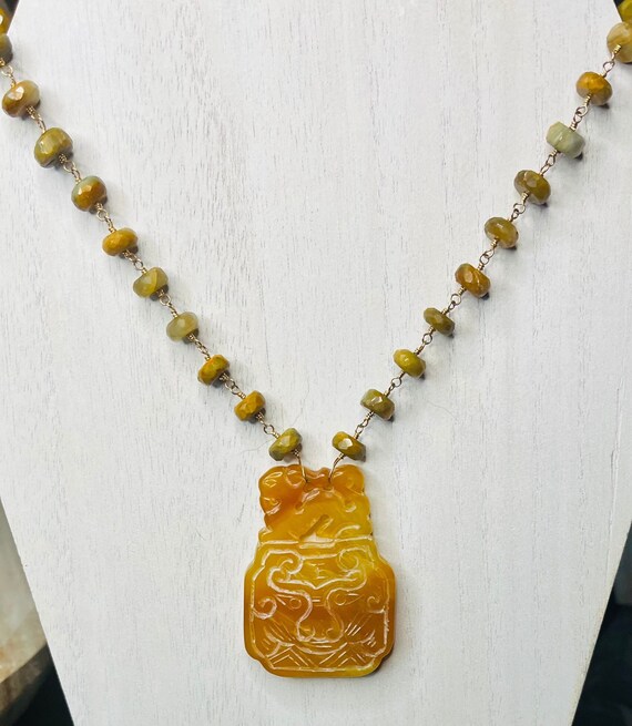 Jade Jasper and Gold Necklace With Jade Pendant