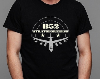 B-52 Stratofortress T-Shirt – US Air Force Bomber-T-Shirt
