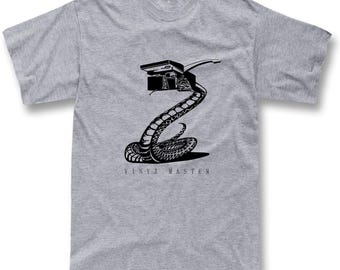 T-shirt en vinyle serpent, T-shirt streetwear DJ, Chemise graphique pour platine vinyle, Vêtements de musique alternative, Cadeau pour collectionneur de disques, Streetwear pour mélomanes
