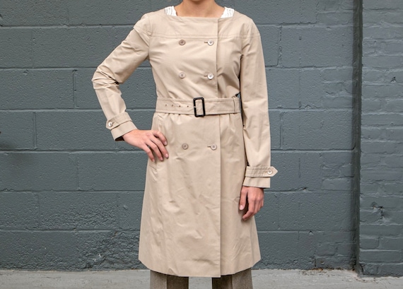 Abrigo de mujer marca PRADA trinchera moderna talla 38 - Etsy España Abrigo de mujer marca PRADA trinchera moderna talla 38 - Etsy España