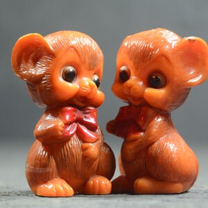 MOD Mice Salt and Pepper Shakers. Mid Century Collectible Mouse. Kitsch Mice. Kitsch Kitchen. Hippie Kitchen. Grandma&#39;s Kitchen. #171251