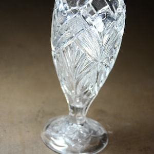 EAPG Vase Higbee Monarch Beautiful Lady | Pressed Glass Trumpet Vase | Collectible Glass Vase|Valentine Gift|Wedding Gift Vase #5237