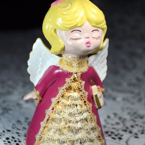Vintage Kissing Angel Figurine | Kitsch Angels | MOD Angel | Kitsch Christmas Vintage Holidays | Retro Angel | Collectible Angels #G60