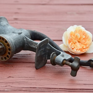 Antique Primitive GRINDER | Metal Keystone 10 Made in USA Boyertown, PA Meat Grinder | Rustic Farmhouse Decor | Rustic Grinder | Primitive