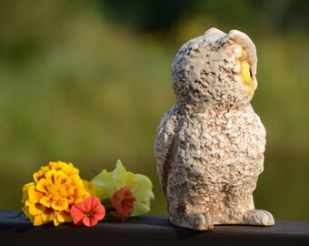 ミッドセンチュリー陶器製フクロウの置物：レトロキッチュな装飾