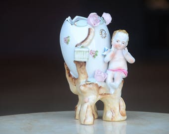 Vintage Cherub Egg Planter Vase: Rococo Porcelain Decor | Easter Decor | Victorian Egg Vase with Cherub | Cottage Chic Decor#71-P38