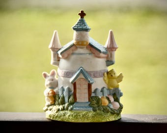 イースター　ウサギ　オルゴール　陶器　置物 小田切さんが作った、風変わりなビンテージ陶器のウサギのオルゴール