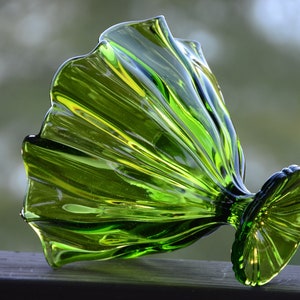 MCM L E Smith VASE Handkerchief Swung Glass | Vintage Footed Compote | Green Glass fruit Bowl MCM | Stretch Glass | Avocado Green Retro #J10