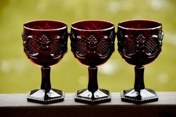 エイボン　1876ケープコッドガラス　ルビーレッド　AVON 3点セット エイボン 1876ケープコッドガラス ルビーレッド AVON 3点セット