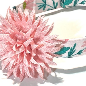 Gerber Daisy Dog Collar - Girl Dog Collar