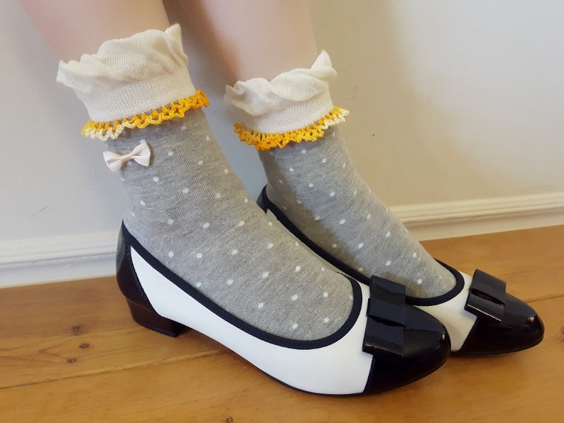 Lace Trim Ankle SocksRuffledChristmas GiftPolka DotCottonHandmadeCasual SocksFree SizeIn 4 colors: White /& Navy Blue Grey Black