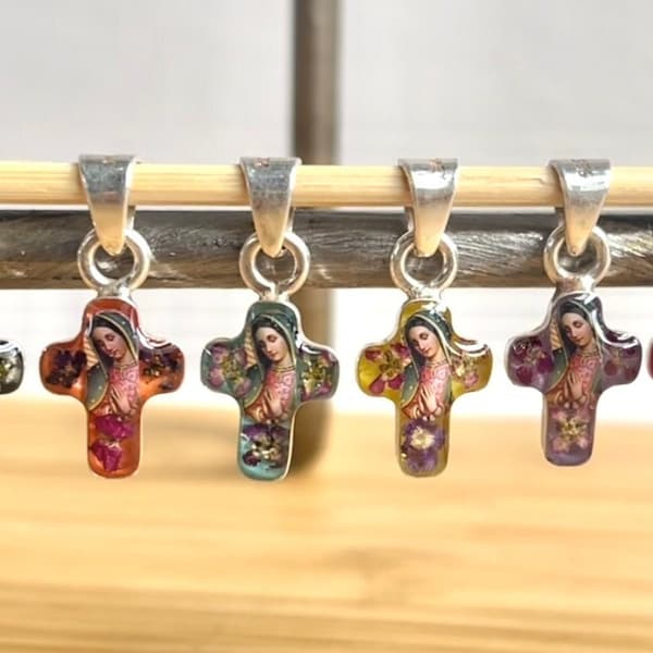 Pet Amulet || Tiny Cross || Virgin Mary || Dog Collar Charm || Mexican Folk Art || Real Dried Flowers || Casting Resin || Sterling Silver