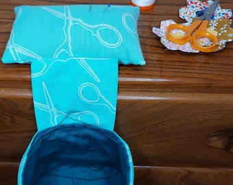 Thread Catcher with Pincushion – Sewing Machine Organizer – Quilting Gift – Handmade Sewing