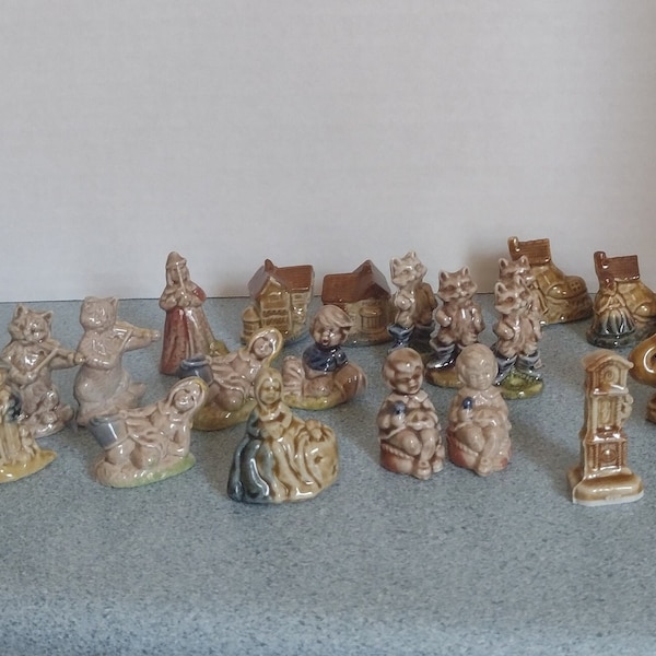 Rare Red Rose Figurines Etsy Canada