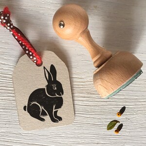 Sello de conejito de Pascua encantador: adorable diseño de conejo de madera, sello de madera de conejo primaveral para tarjetas de Pascua.