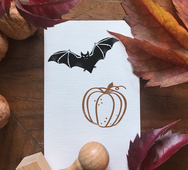 HALLOWEEN wooden stamps' set. Flying BAT and PUMPKIN two-stamp pack. Halloween Party Gift Tag. Halloween Decoration Motifs for Invitations image 2