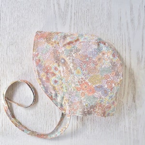 Baby bonnet, Baby Sun bonnet, Baby bonnet girl, Pink and Off White, Linen Bonnet, Linen Sunhat, Baby sun hat, Floral Sun Bonnet, Boho Baby